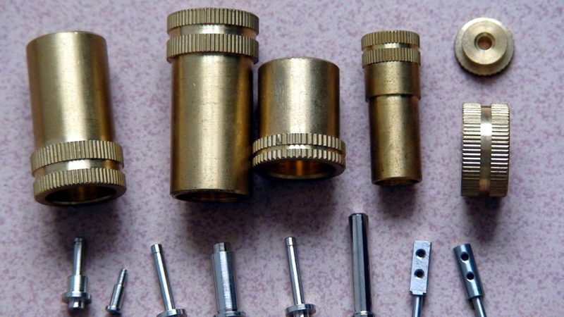 家用五金工具套装：必备工具大盘点